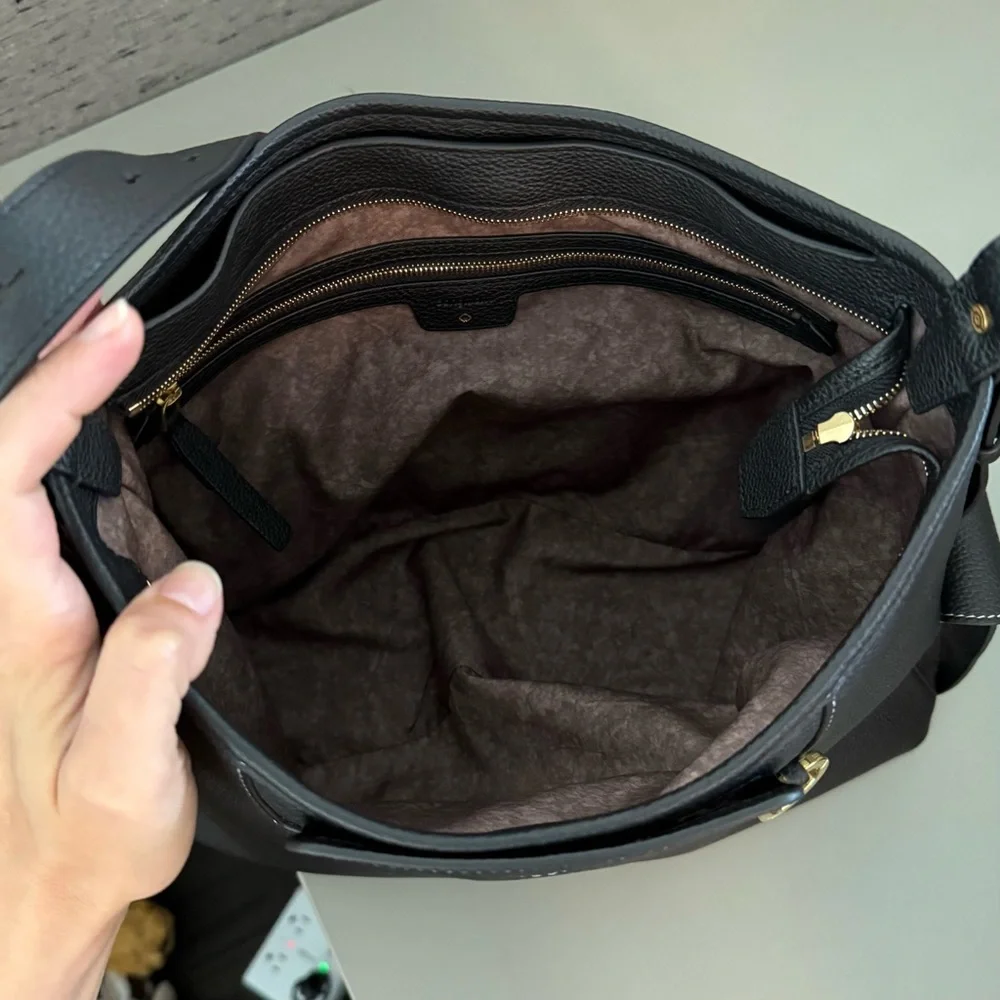 Songmont Medium Yore Hobo in Pebbled Onyx 🖤 Offers Encouraged 🤓 - Picture 13 of 15